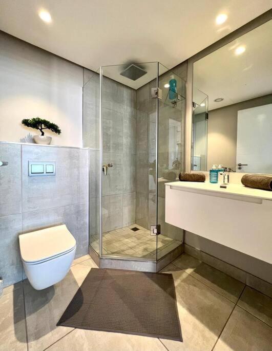 Skyline Views Stylish Studio With Pool, Parking No Load Shedding Cape Town Eksteriør bilde