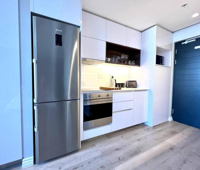 Skyline Views Stylish Studio With Pool, Parking No Load Shedding Cape Town Eksteriør bilde