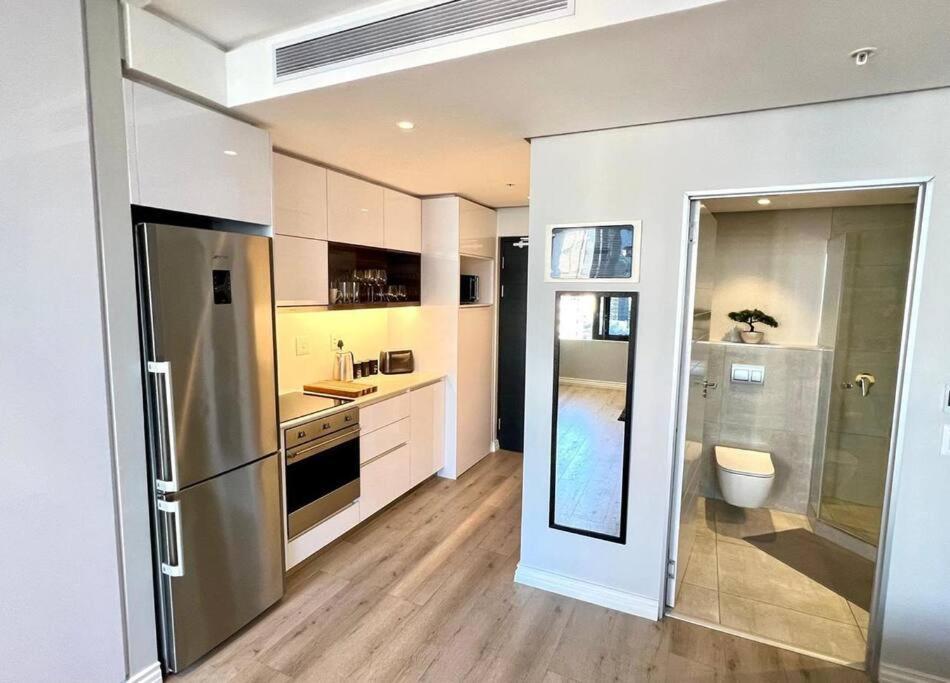 Skyline Views Stylish Studio With Pool, Parking No Load Shedding Cape Town Eksteriør bilde