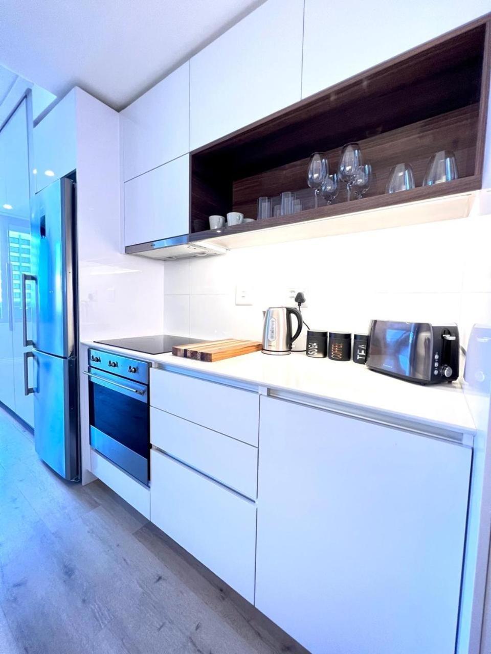 Skyline Views Stylish Studio With Pool, Parking No Load Shedding Cape Town Eksteriør bilde